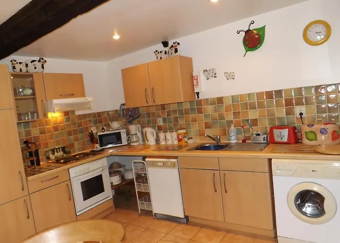 3 Bed - Sleeps 5 - Garden - Parking - Wifi 度假居 Saint-Siméon