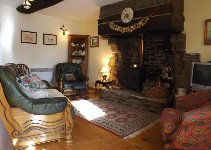 3 Bed - Sleeps 5 - Garden - Parking - Wifi * Saint-Siméon