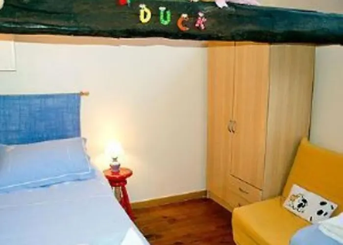 度假居 3 Bed - Sleeps 5 - Garden - Parking - Wifi *